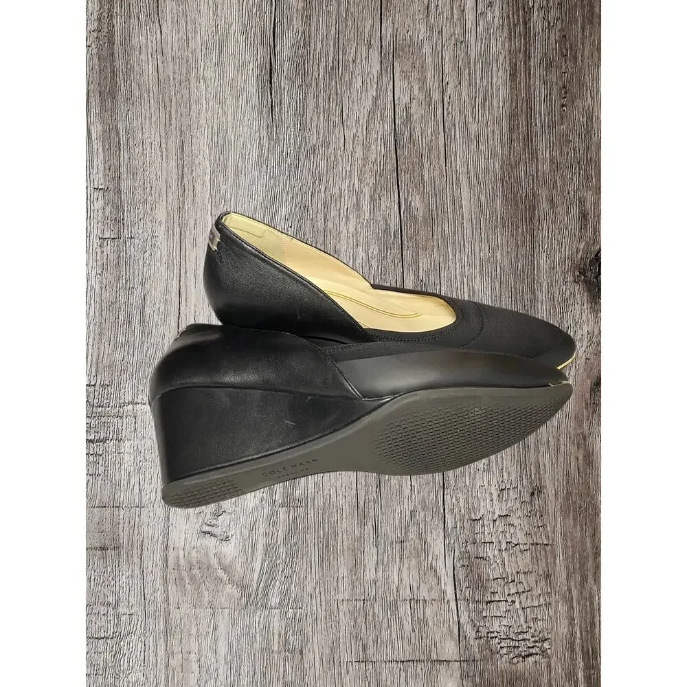 Cole Haan black wedge soft side women’s shoes. Size 10‎